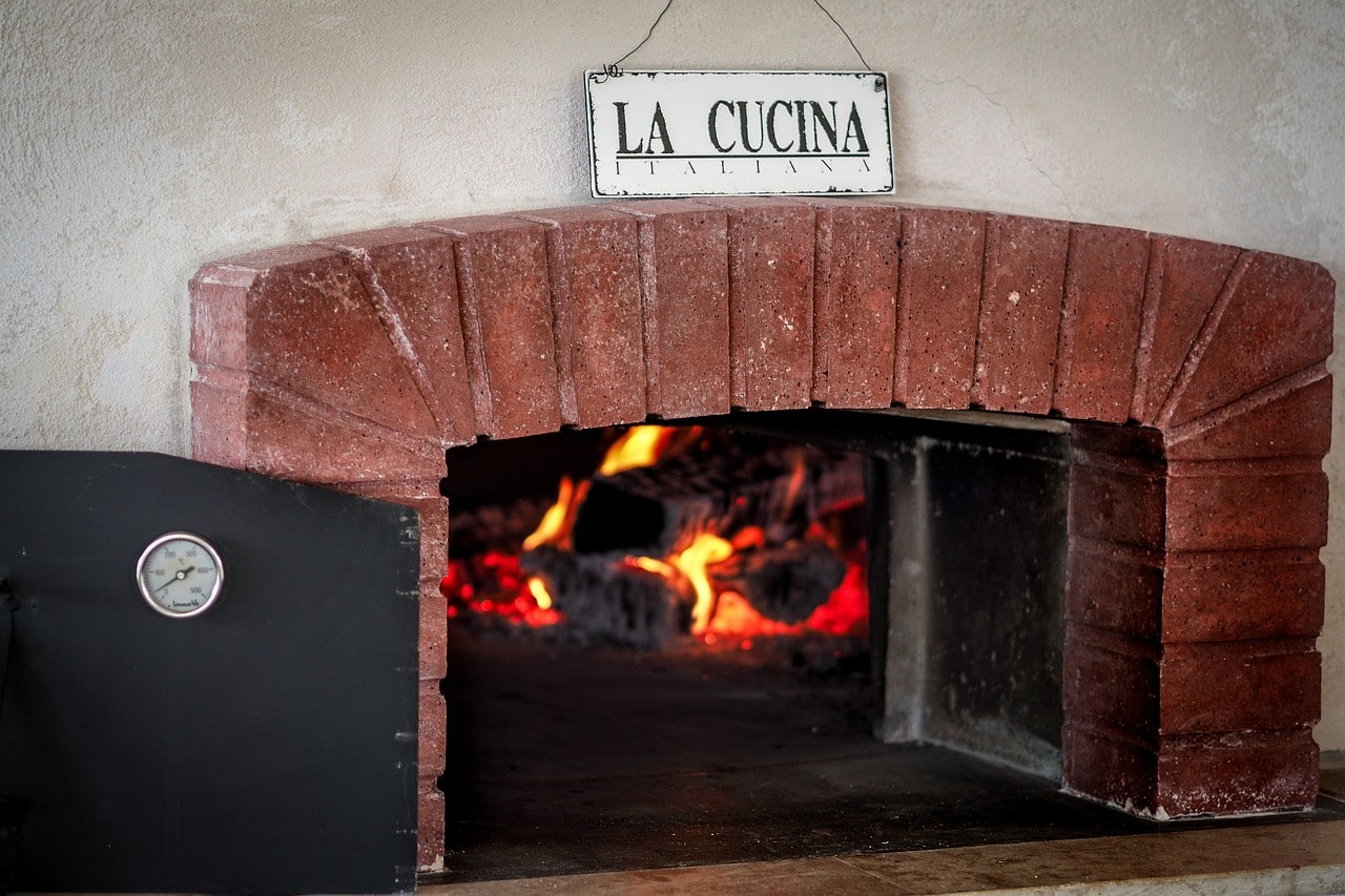 High-Quality Pizza Ovens and Grills Available in Lewisville, TX Premium Pizza Ovens and Grills in Lewisville, Texas